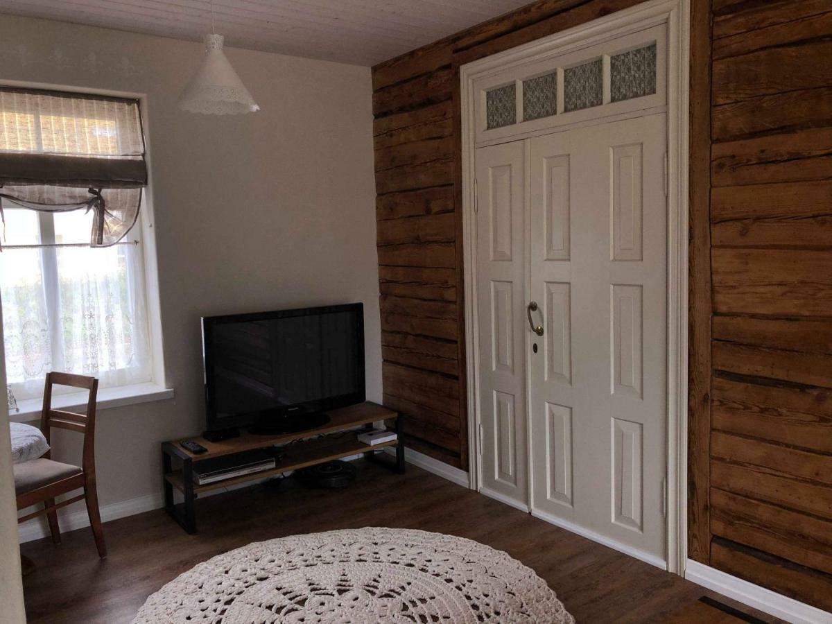 Kreutzwaldi Apartement Võru Buitenkant foto