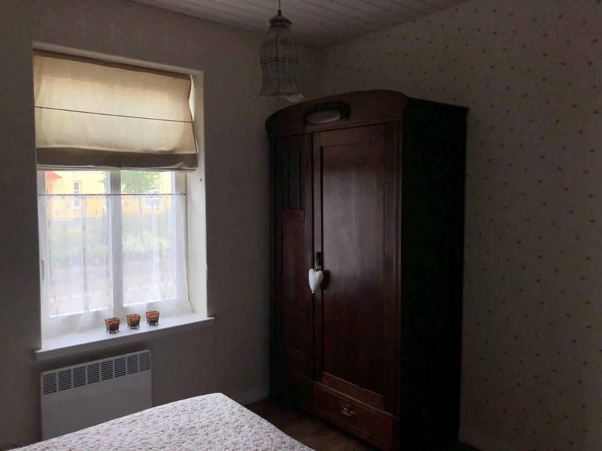 Kreutzwaldi Apartement Võru Buitenkant foto